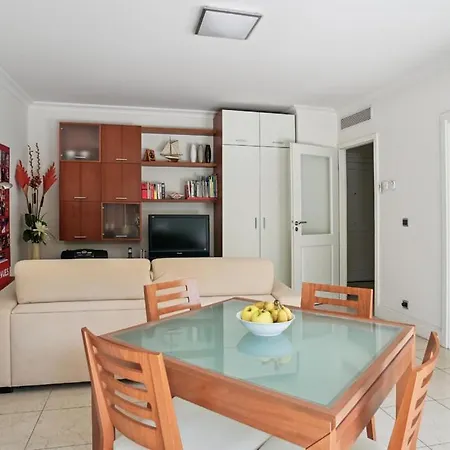 Appartement Superbe Bord De Avec Piscine Cannes