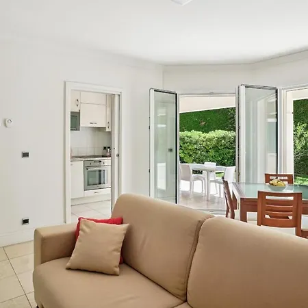 Superbe Bord De Avec Piscine * Канны